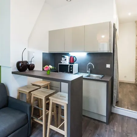 Opera Apartment *