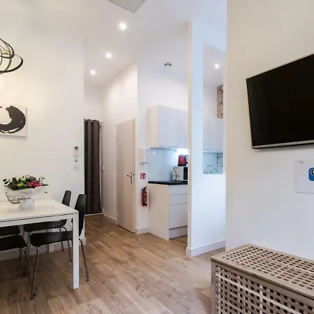 Apartment Opera *