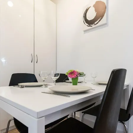 Opera Apartment