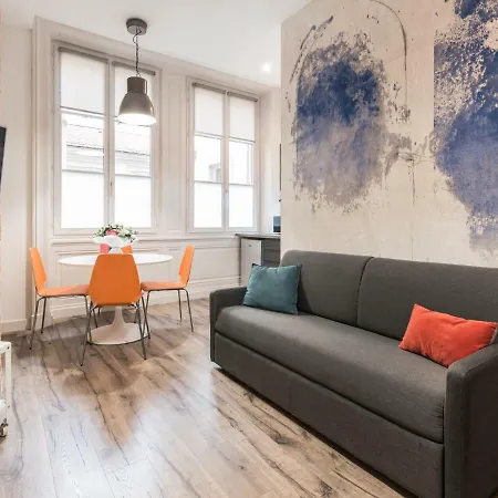 Opera Apartment