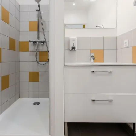 Opera Apartment *